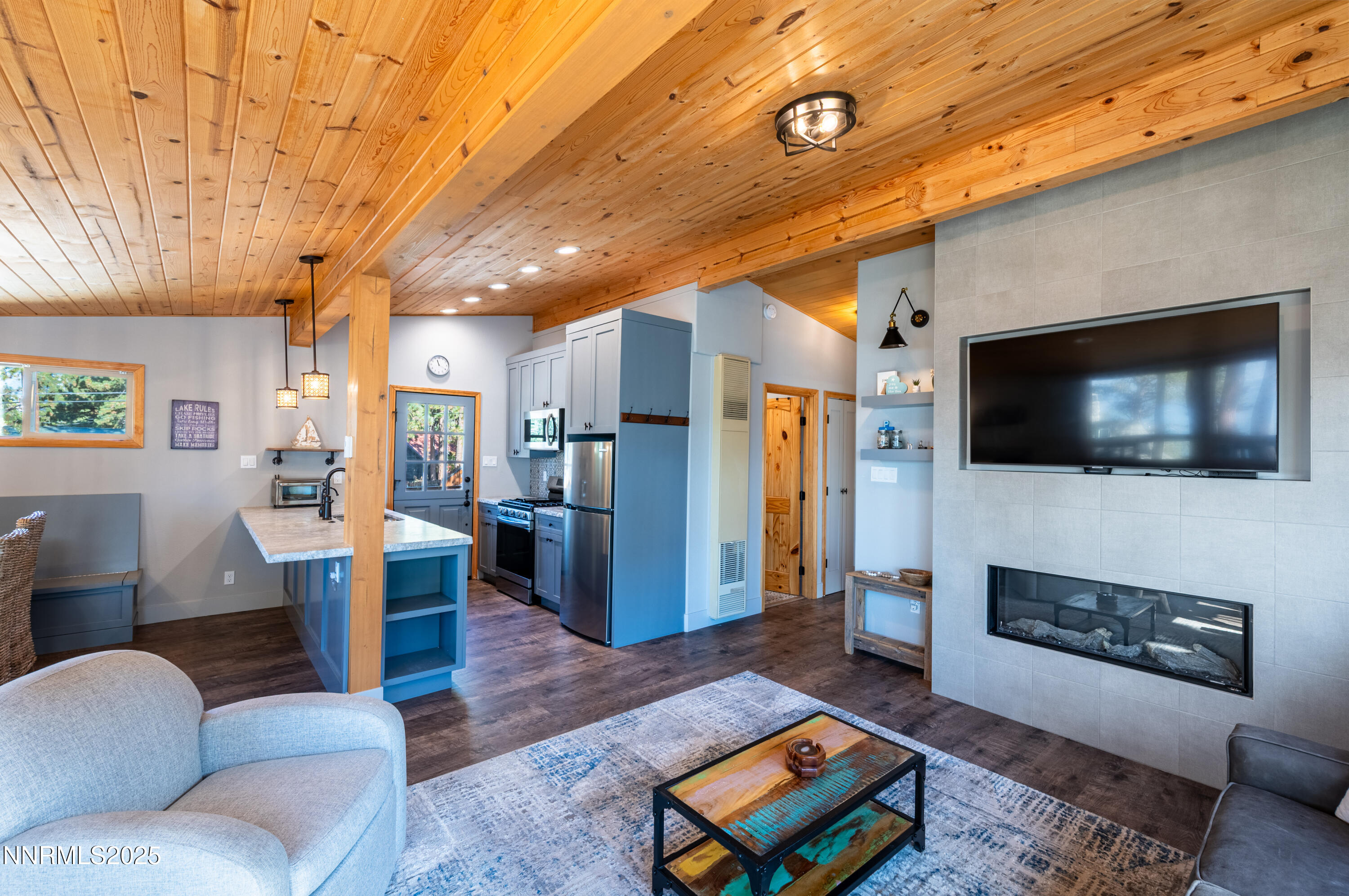 1146-HWY50__BLP3256-HDR