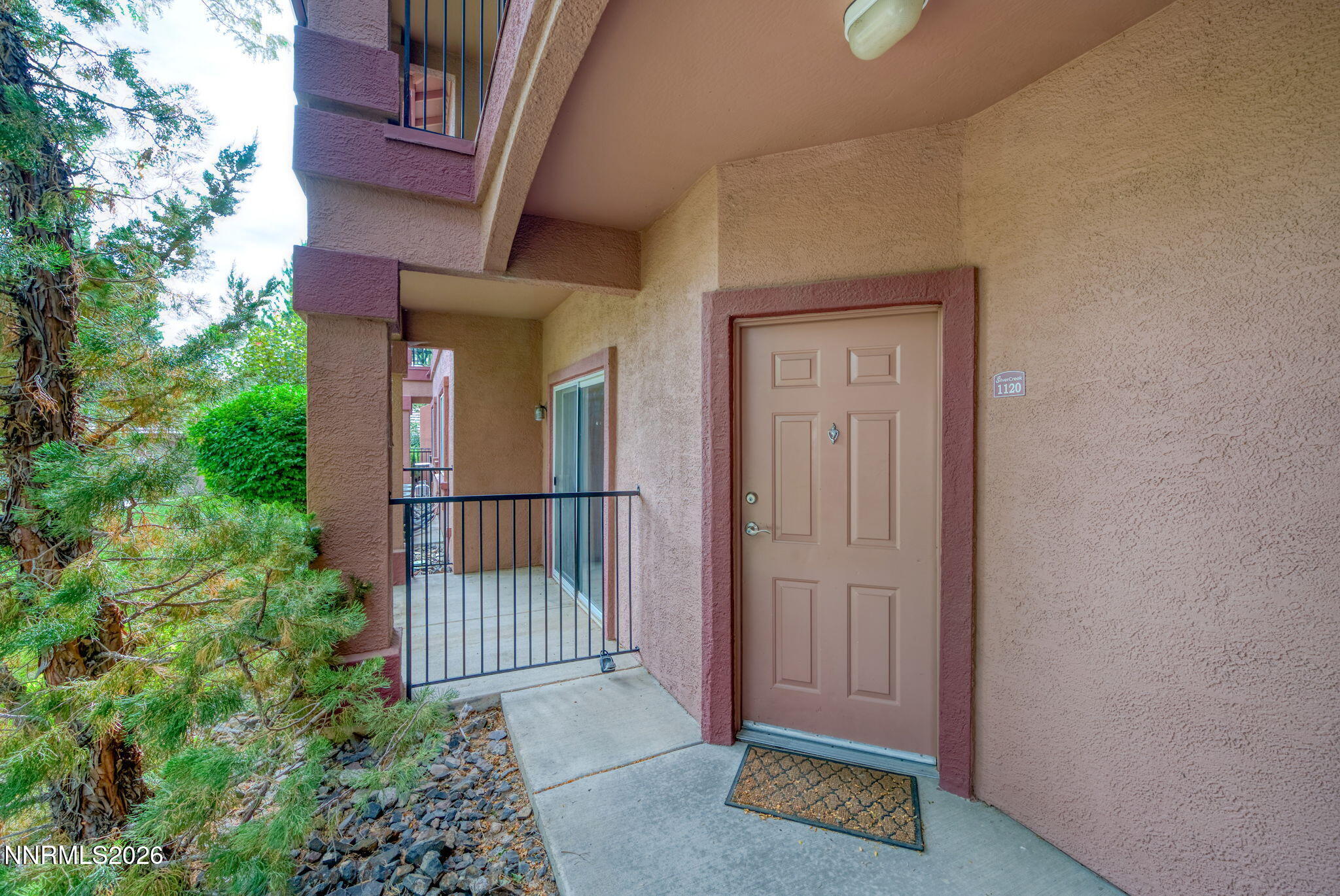 6850 Sharlands Avenue U1120