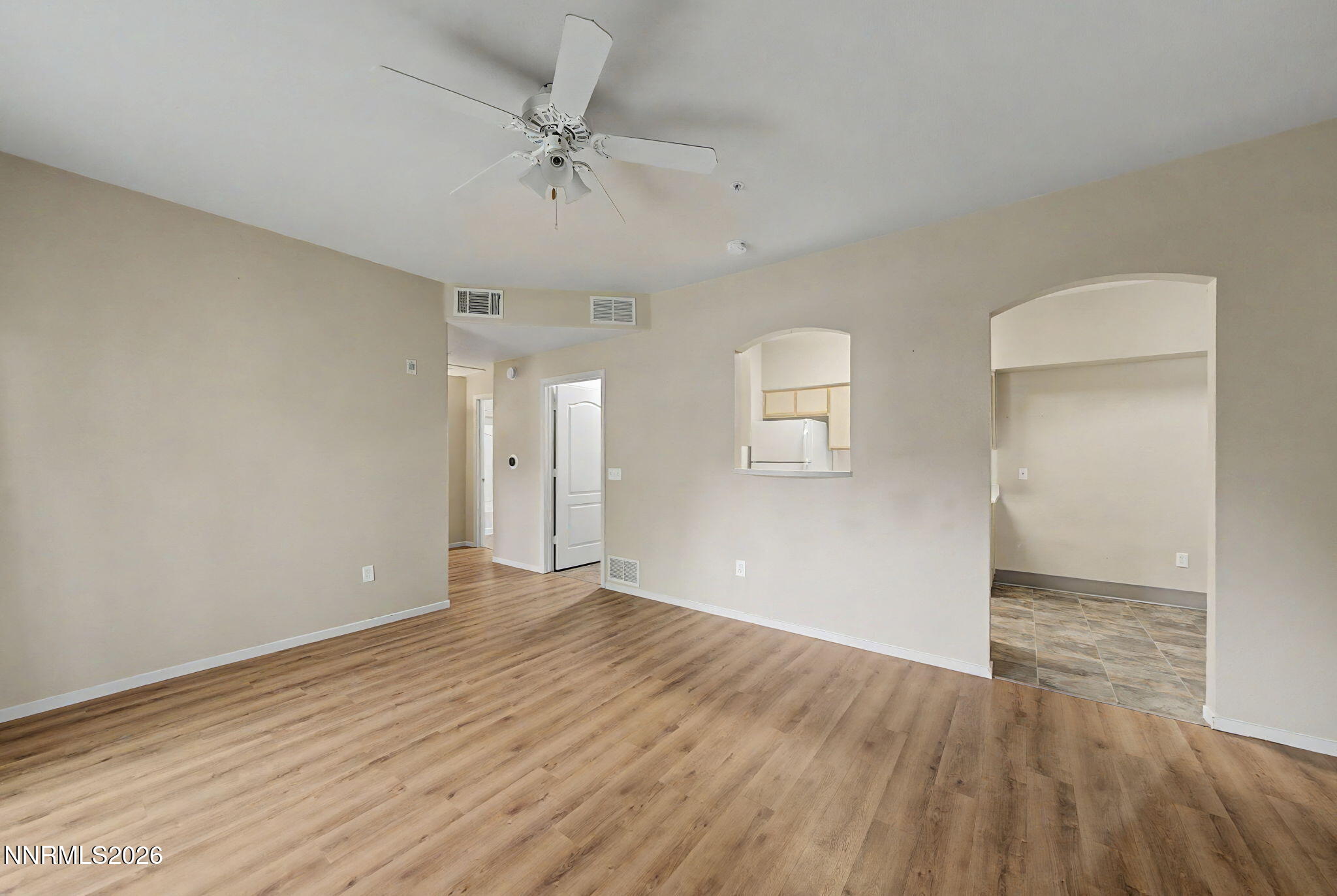6850 Sharlands Avenue U1120