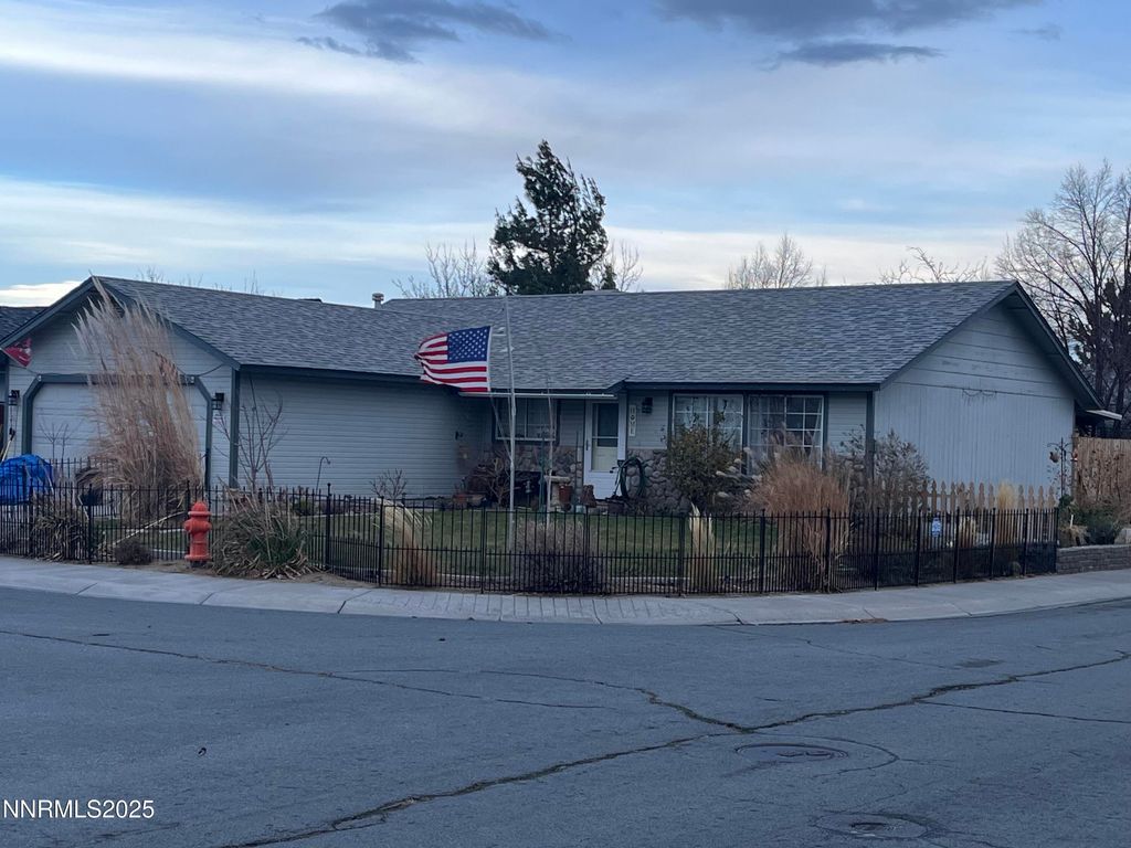 Photo of 2613 Pinion Pine Drive, Carson City, NV 89706 (MLS # 250059279)