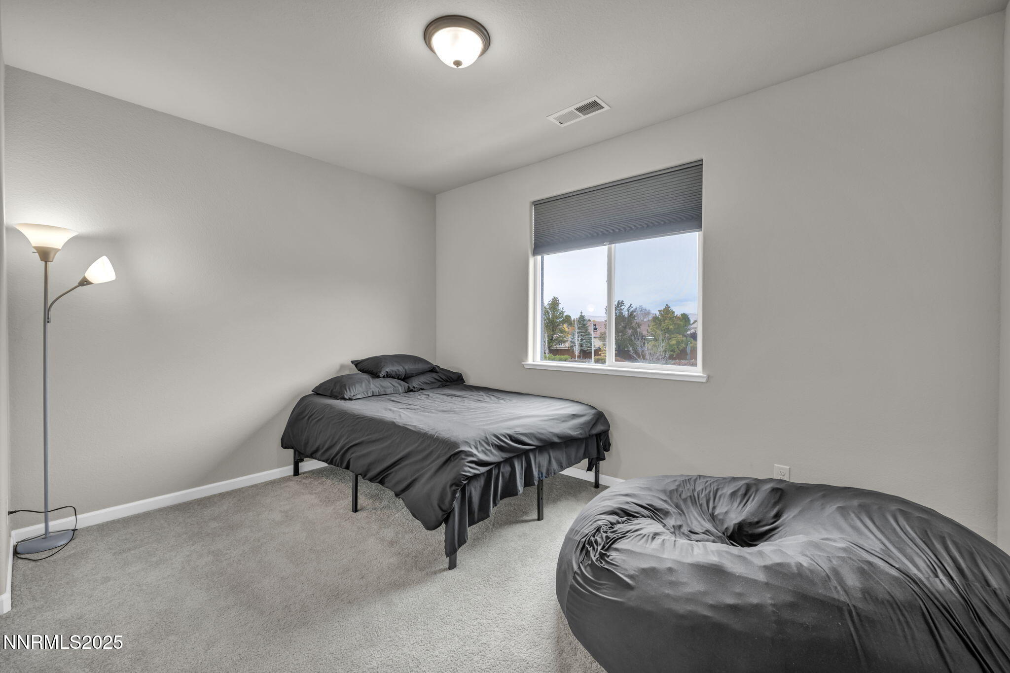 Sparks, Nevada 89436, United States, 3 Bedrooms Bedrooms, ,3 BathroomsBathrooms,Residential,Active,233963