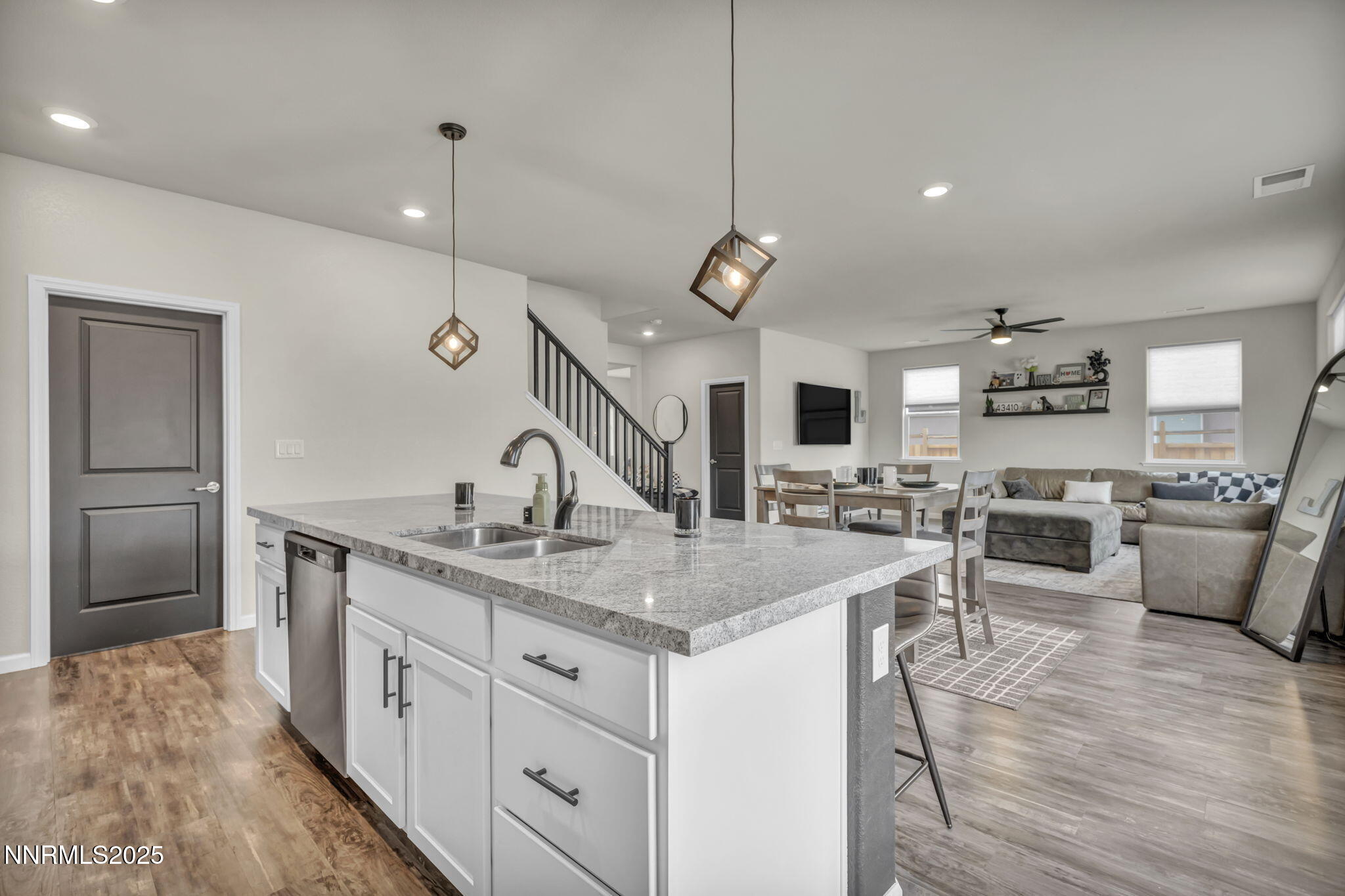 Sparks, Nevada 89436, United States, 3 Bedrooms Bedrooms, ,3 BathroomsBathrooms,Residential,Active,233963