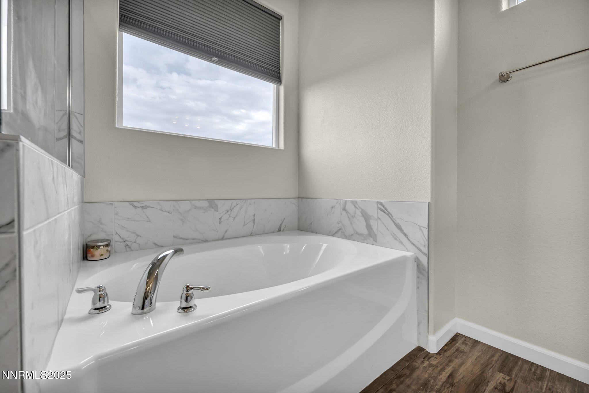 Sparks, Nevada 89436, United States, 3 Bedrooms Bedrooms, ,3 BathroomsBathrooms,Residential,Active,233963