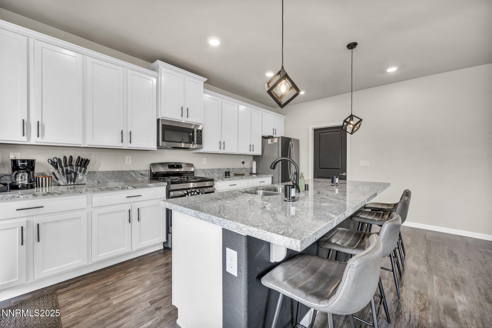 Sparks, Nevada 89436, United States, 3 Bedrooms Bedrooms, ,3 BathroomsBathrooms,Residential,Active,233963