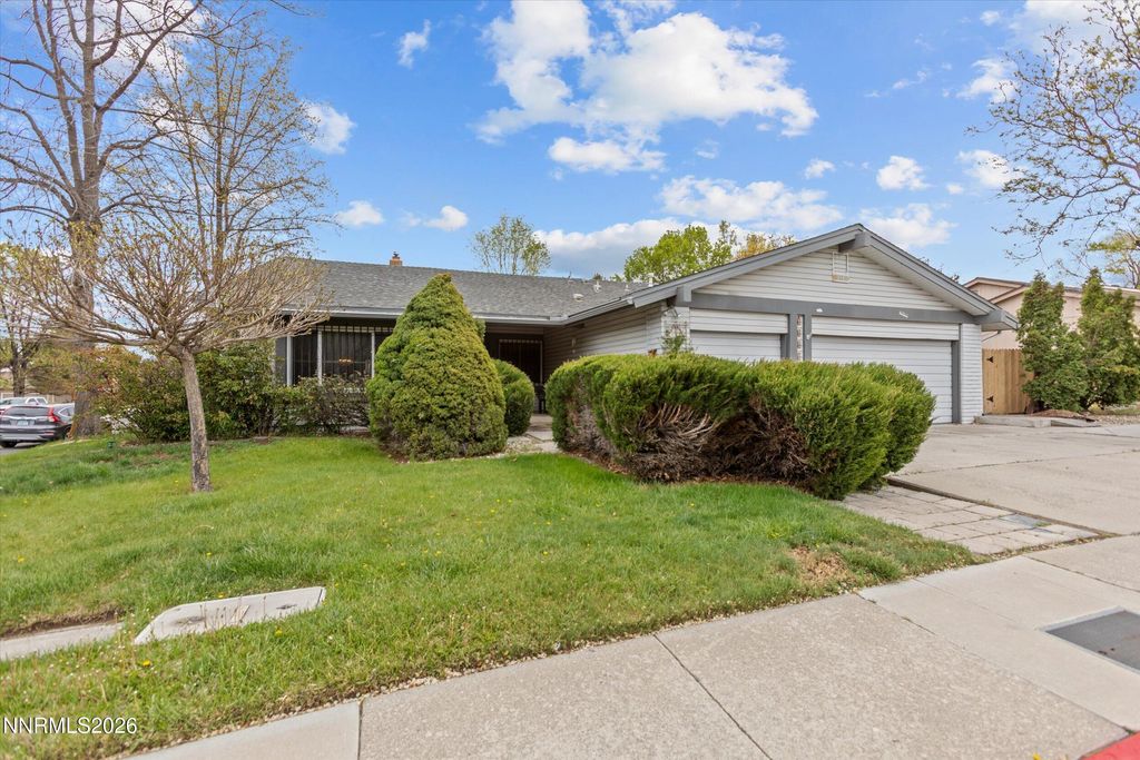 Photo of 4960 Lakeside Drive, Reno, NV 89509 (MLS # 260004466)