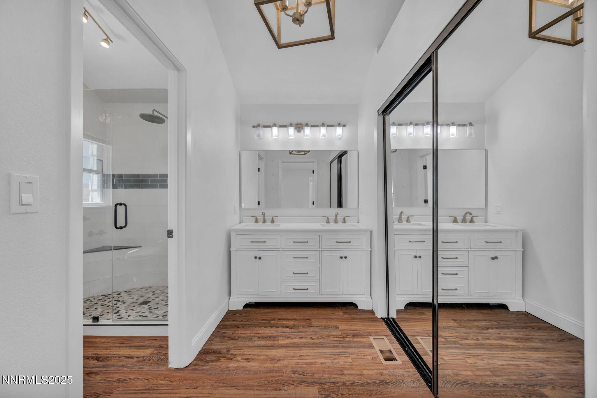 44-web-or-mls-45-arabian-way