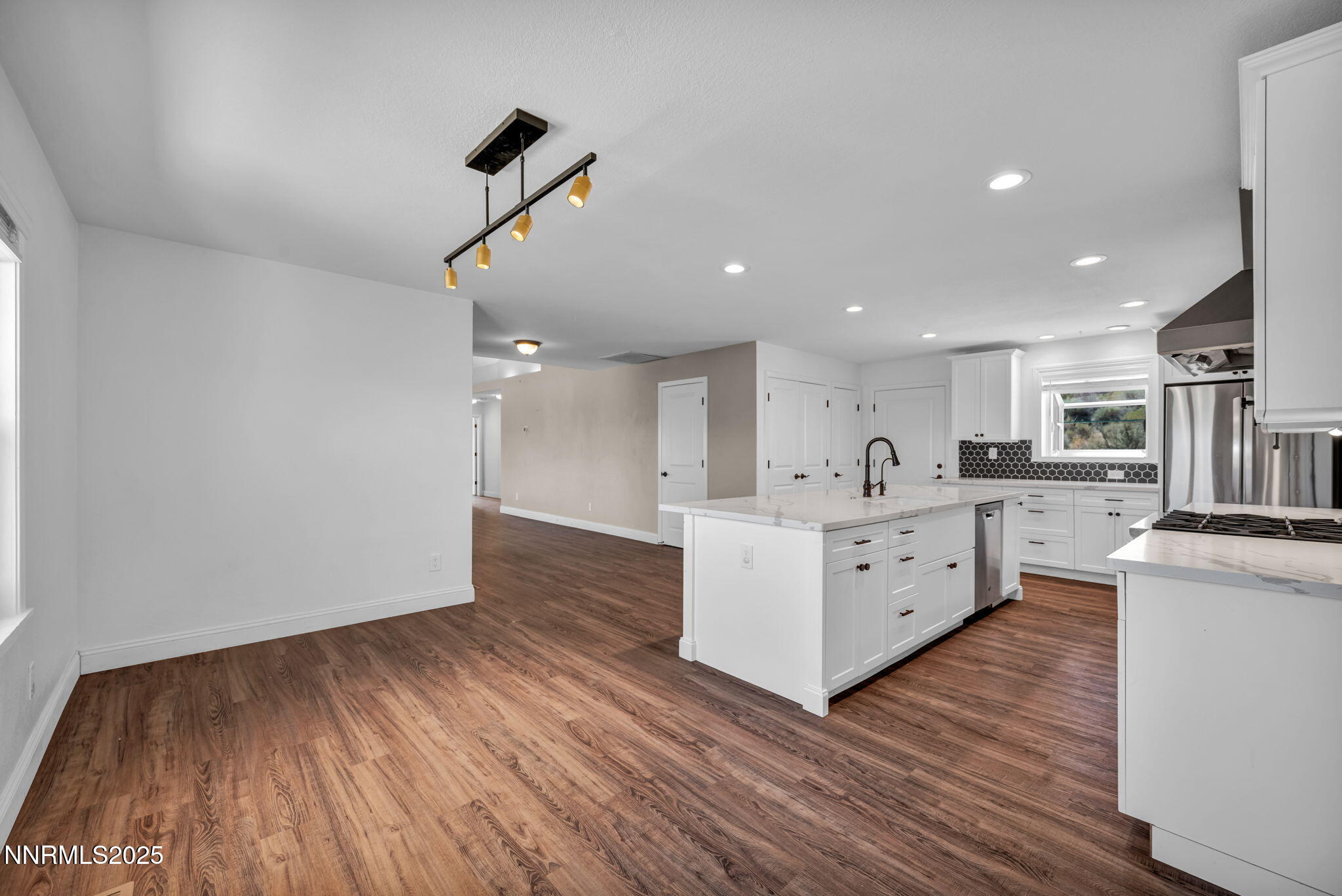 54-web-or-mls-45-arabian-way