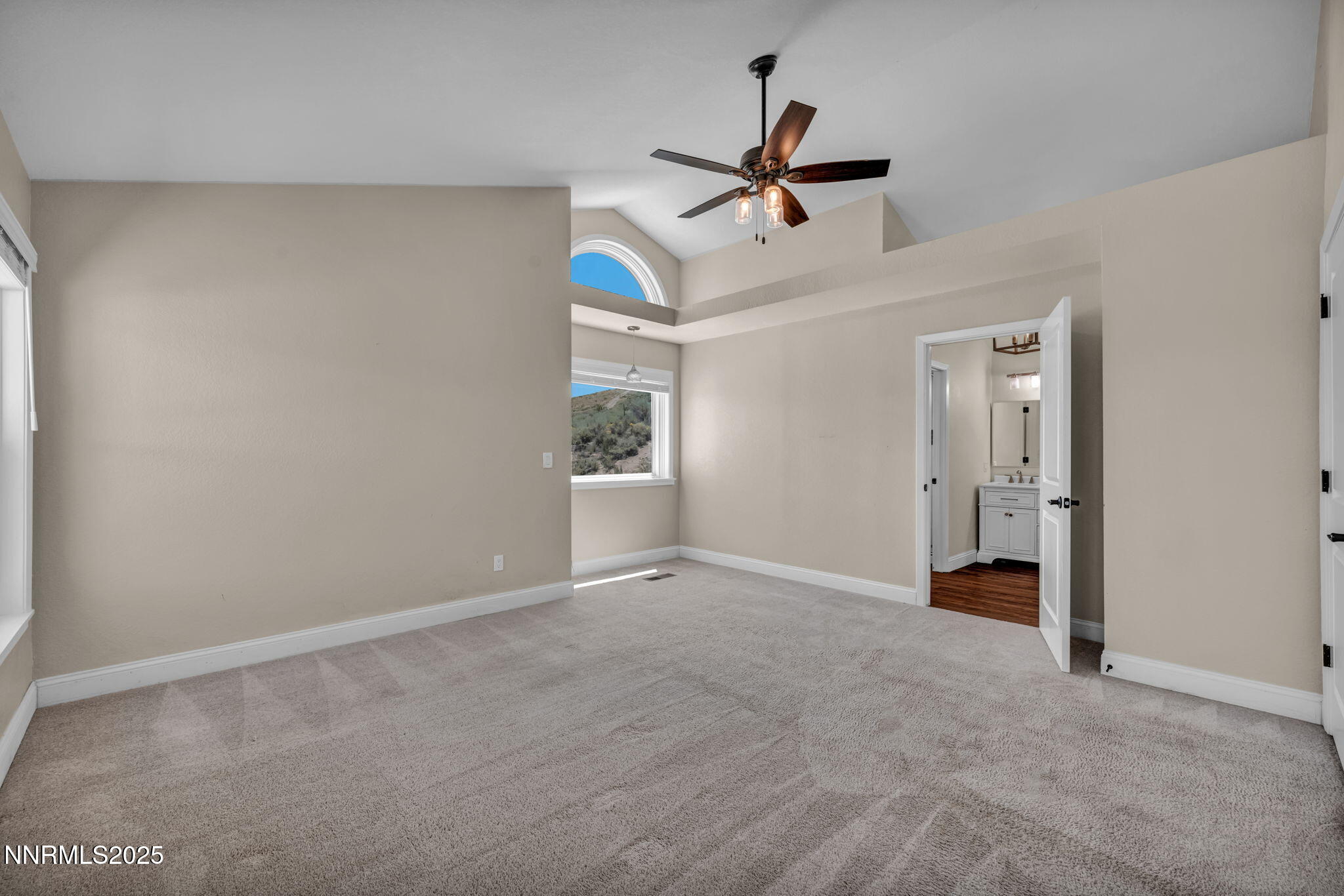 41-web-or-mls-45-arabian-way