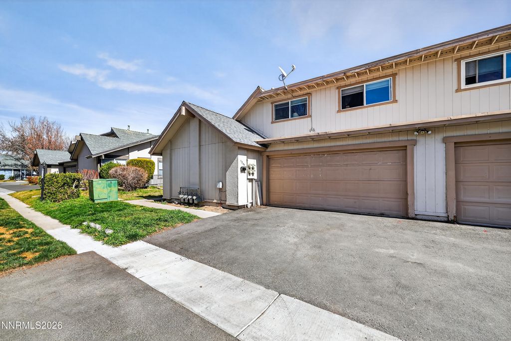 Photo of 1544 Chester Square, Sparks, NV 89431 (MLS # 260003085)