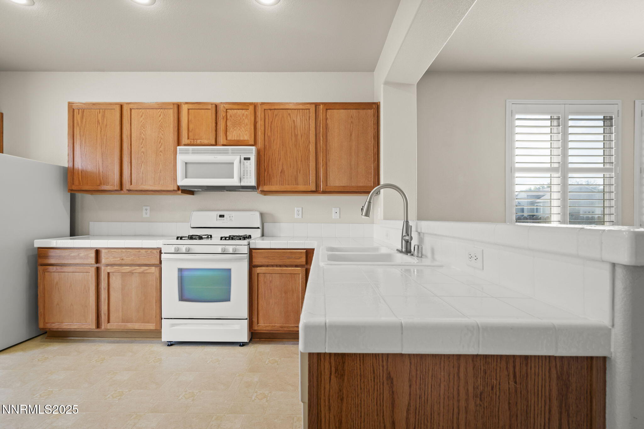 10-web-or-mls-_DSC0854