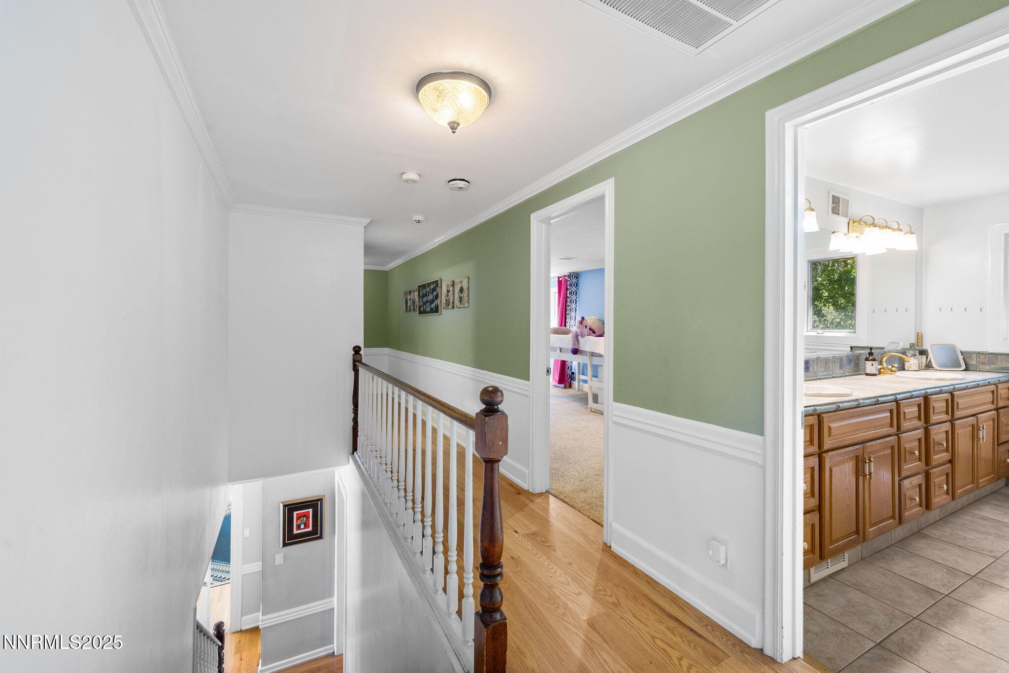 67-web-or-mls-1855 Sierra Sage-49