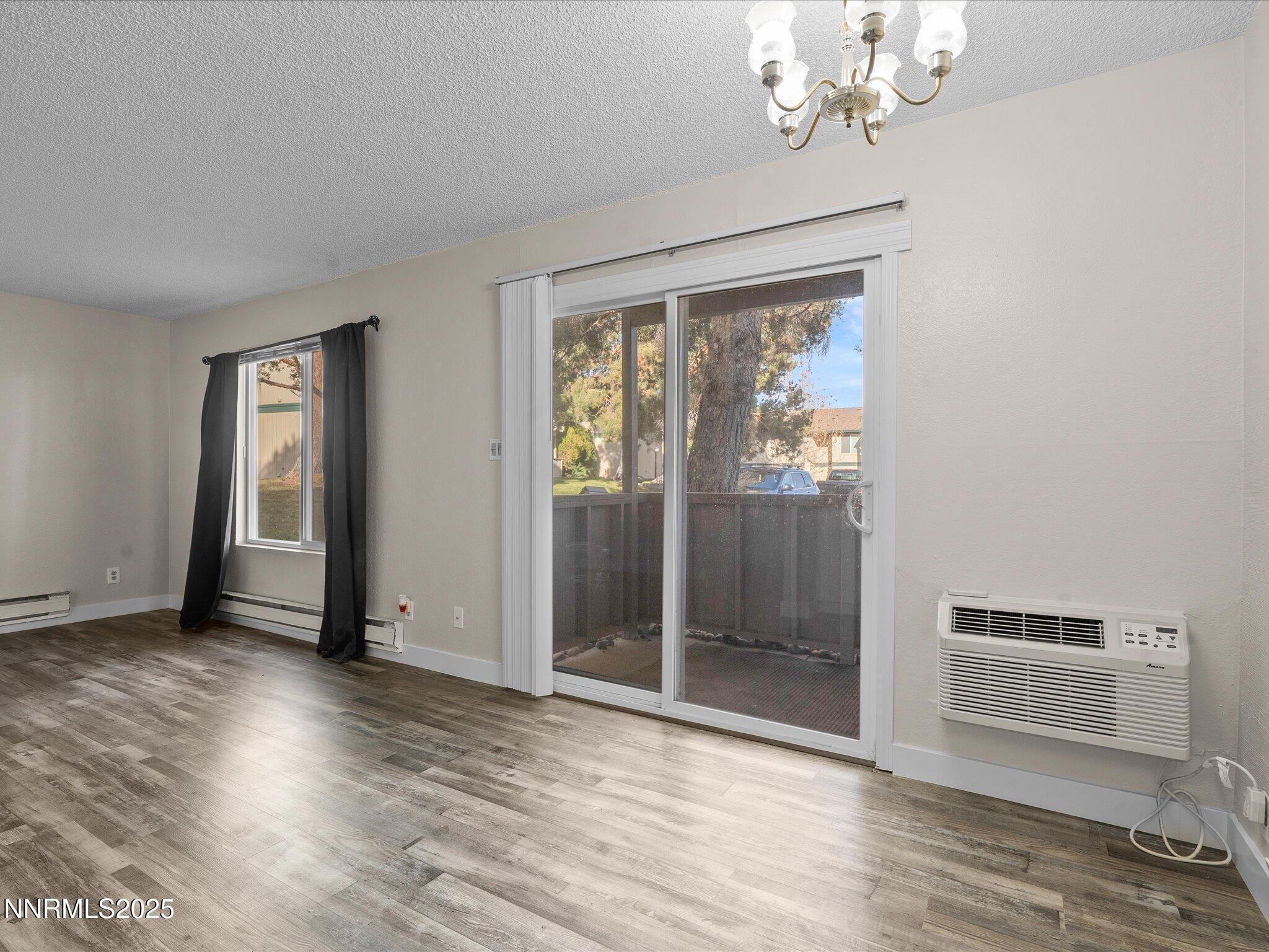 21-3935 Clear Acre Ln- Unit 215-120