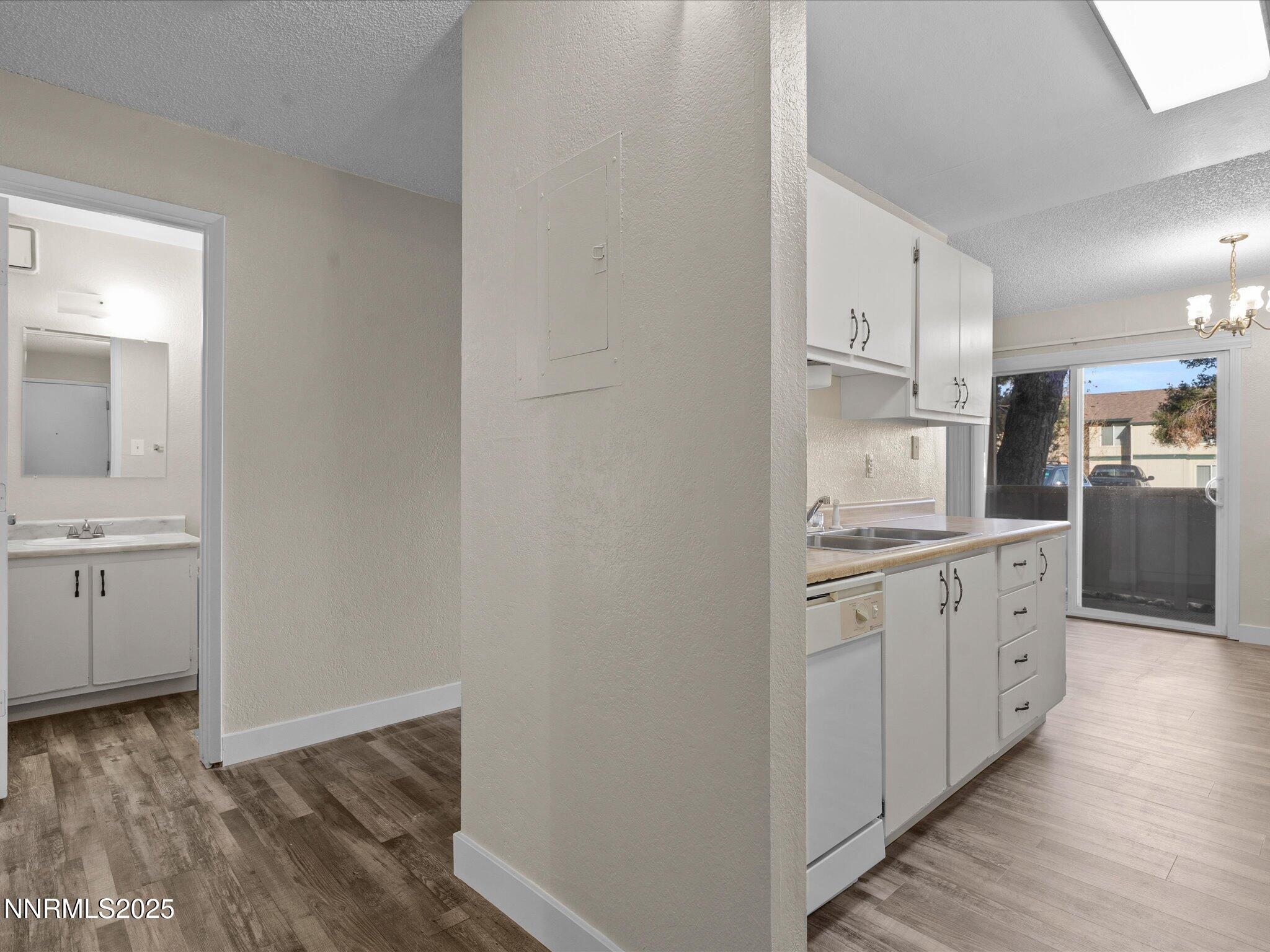 07-3935 Clear Acre Ln- Unit 215-106