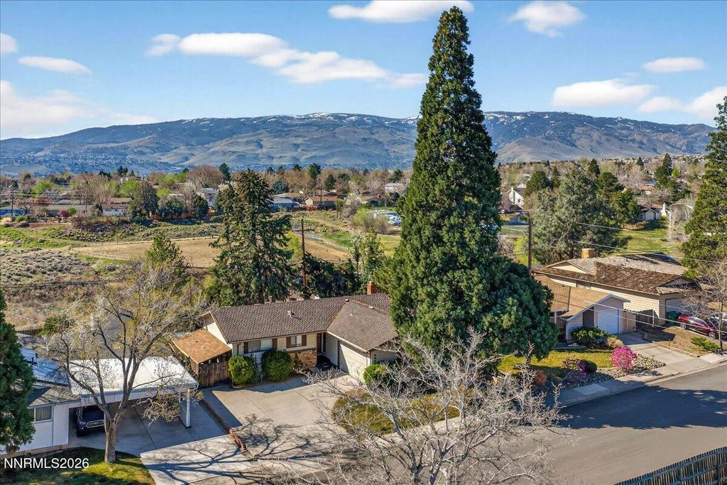 Photo of 3060 Slater Avenue, Reno, NV 89503 (MLS # 260003510)