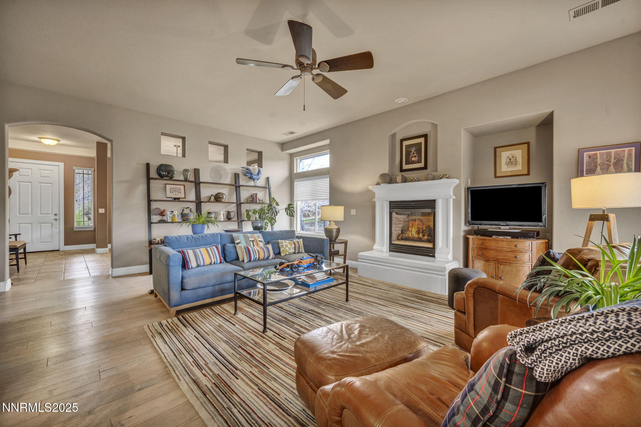 35-web-or-mls-7400-pembroke-dr