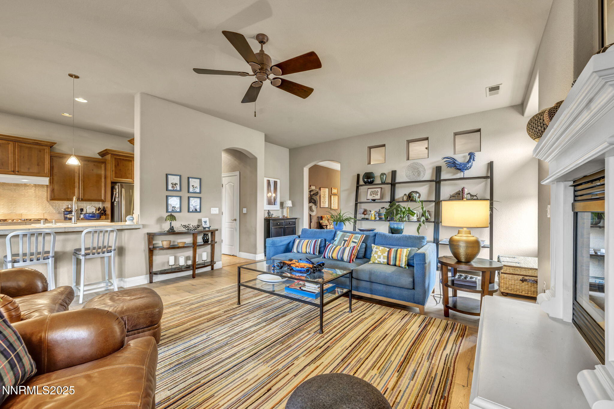 46-web-or-mls-7400-pembroke-dr