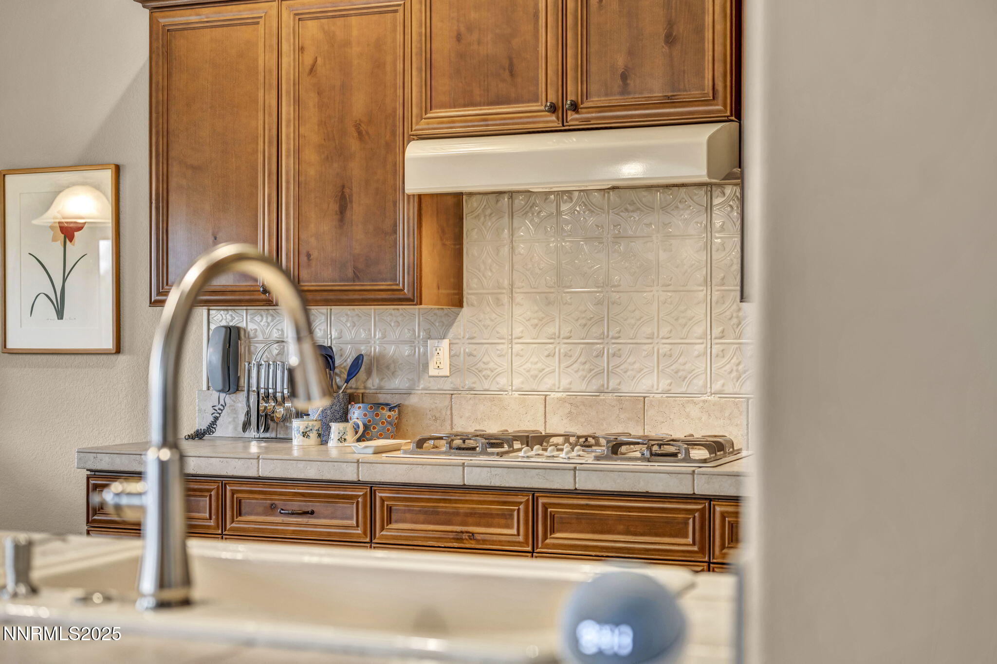 37-web-or-mls-7400-pembroke-dr