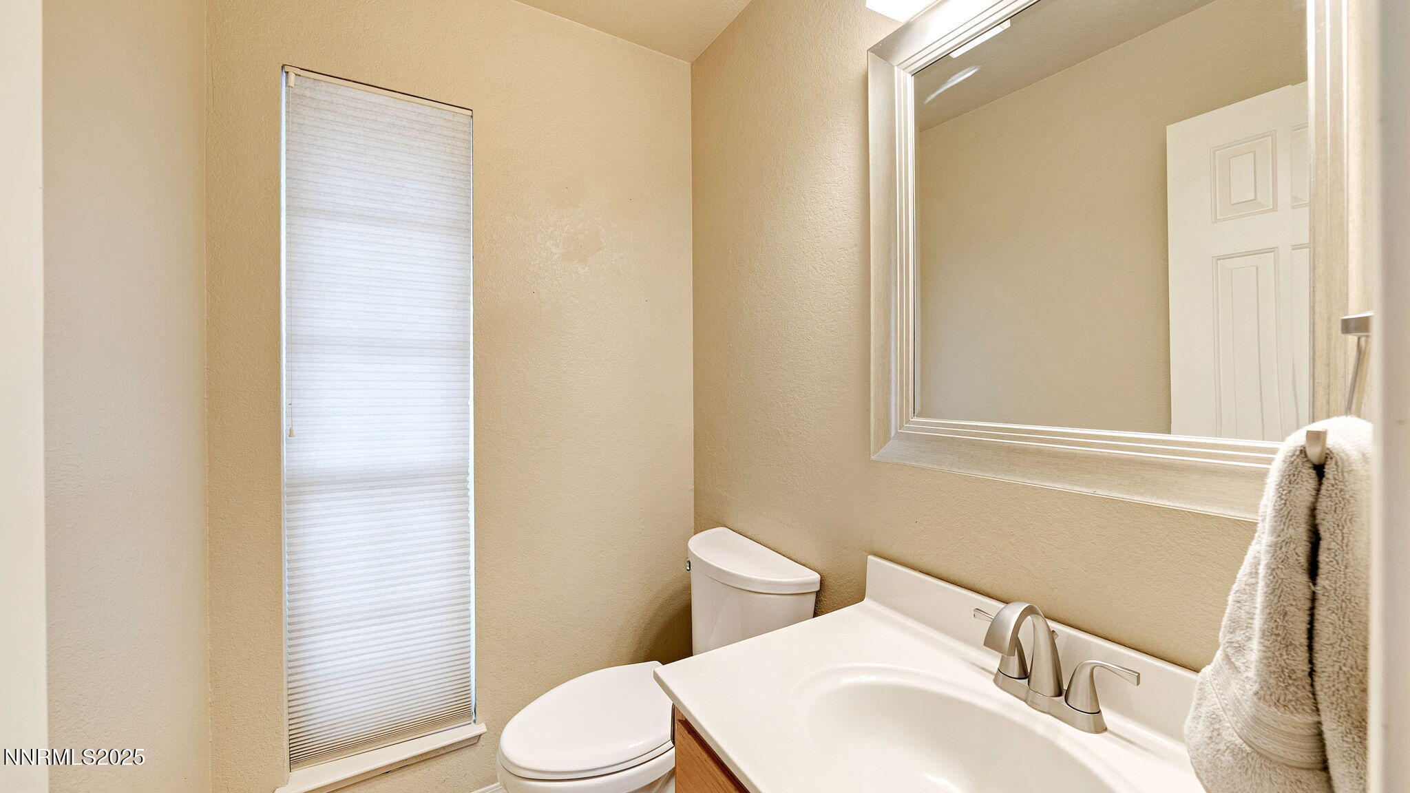 22-DSC08970_1_2_4-Edit