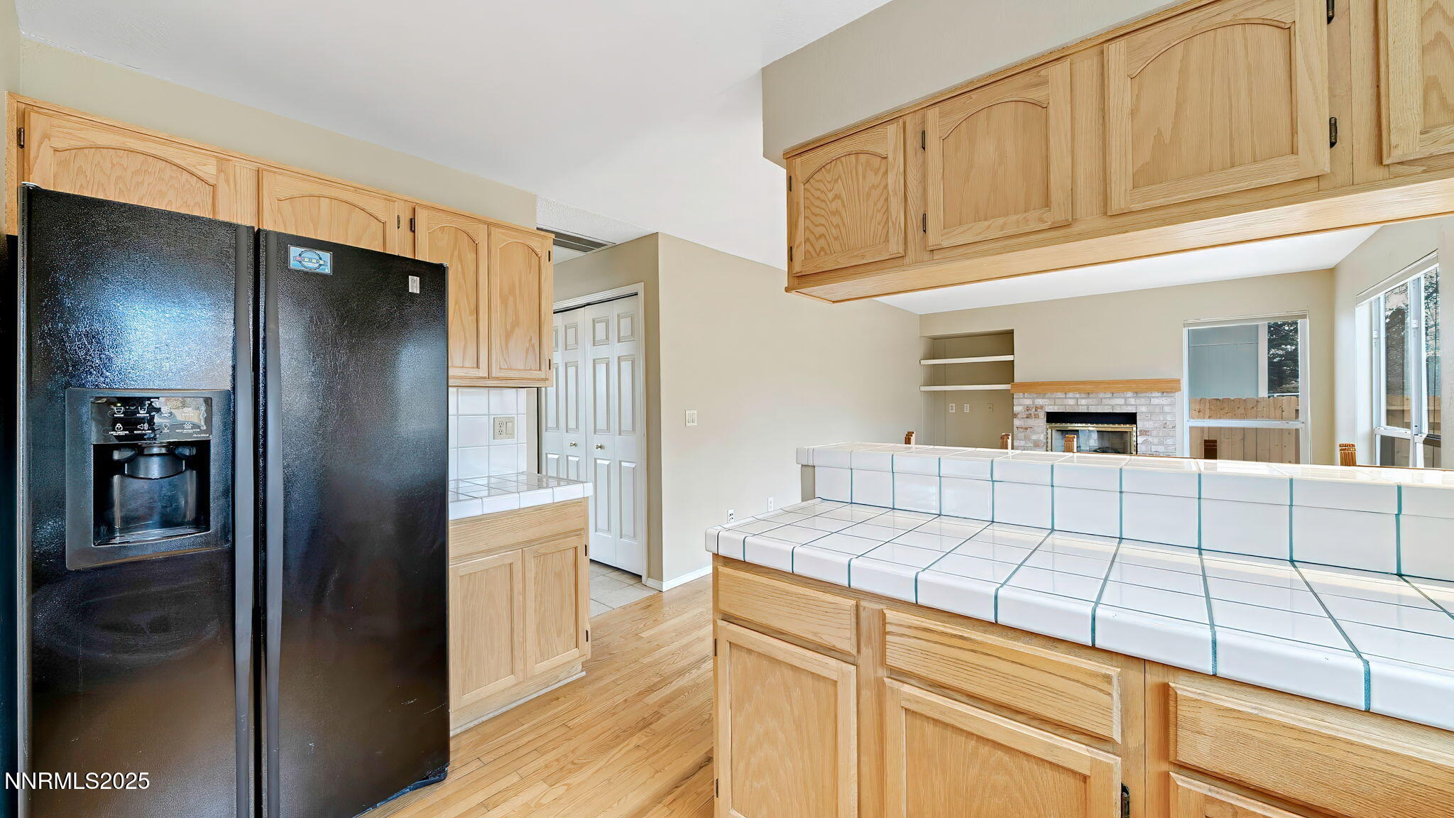 20-DSC08905_6_7_9-Edit