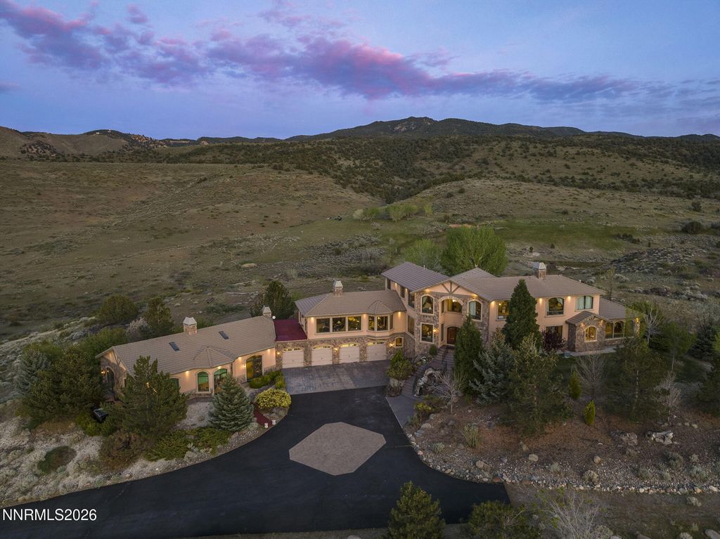 Photo of 17300 Majestic View Drive, Reno, NV 89521 (MLS # 260005046)