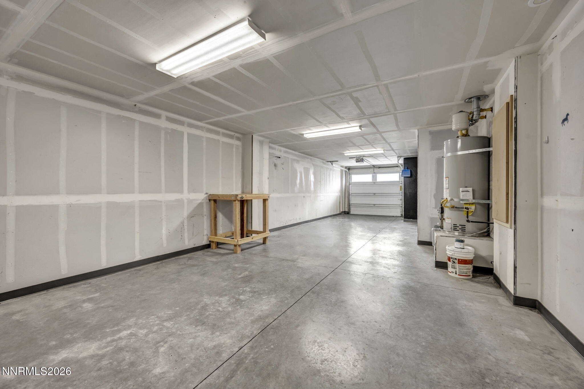 40-web-or-mls-545-gloria-may-ln