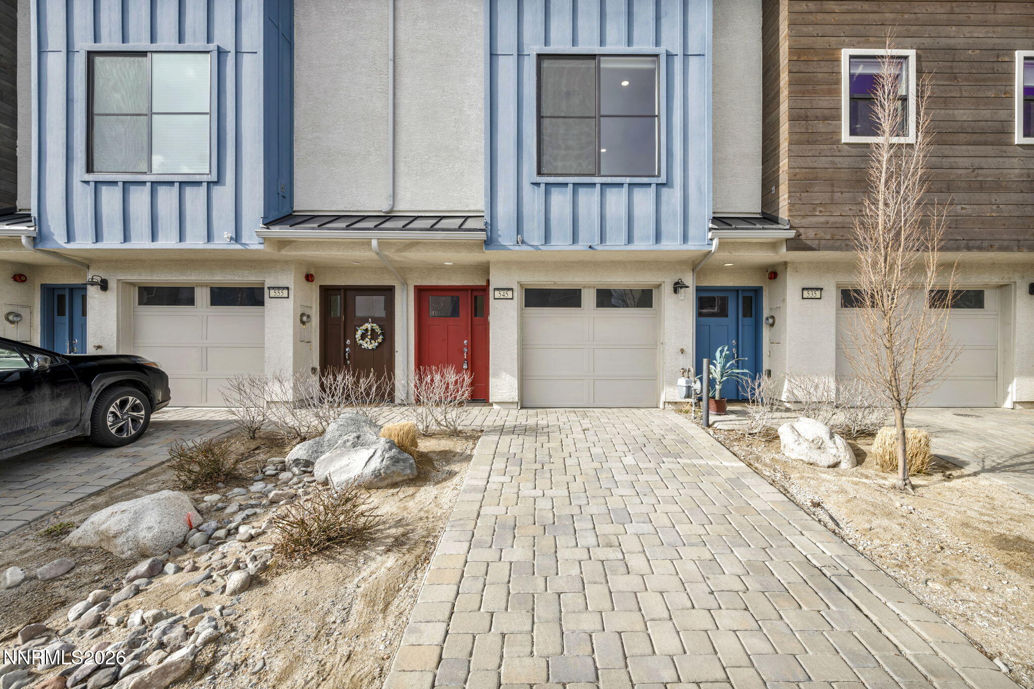 5-web-or-mls-545-gloria-may-ln