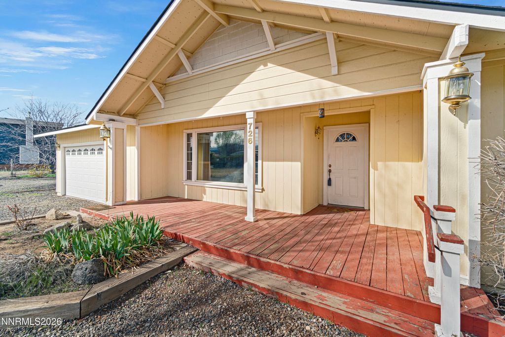 Photo of 726 Pinto Circle, Gardnerville, NV 89410 (MLS # 260003407)