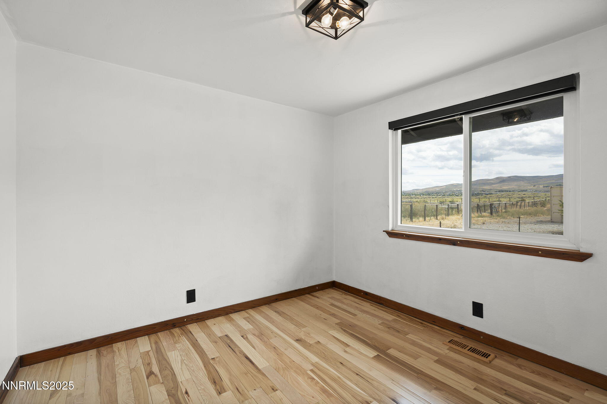 27-web-or-mls-_DSC1560