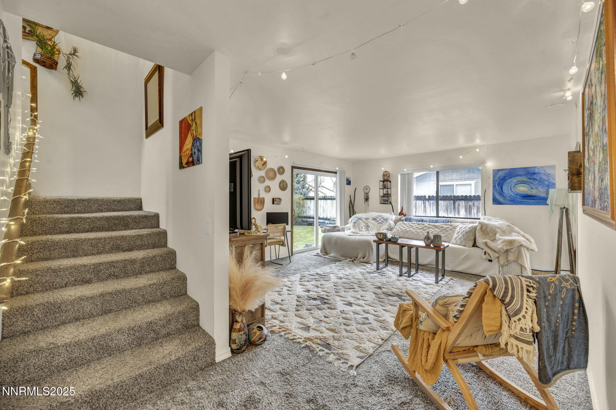 25-web-or-mls-1476-jessica-ln-d