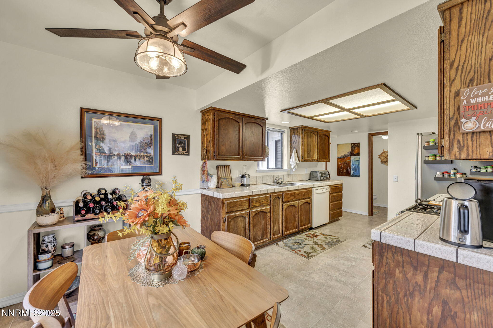 41-web-or-mls-1476-jessica-ln-d