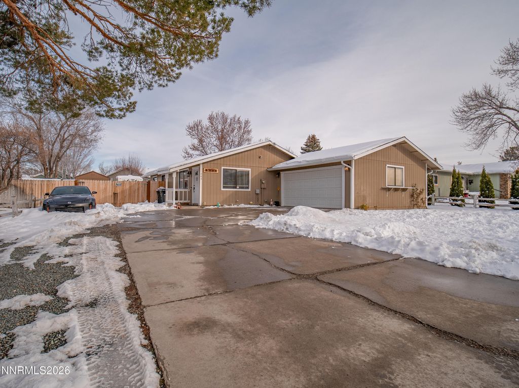 Photo of 743 Lyell Way, Gardnerville, NV 89460 (MLS # 260002098)