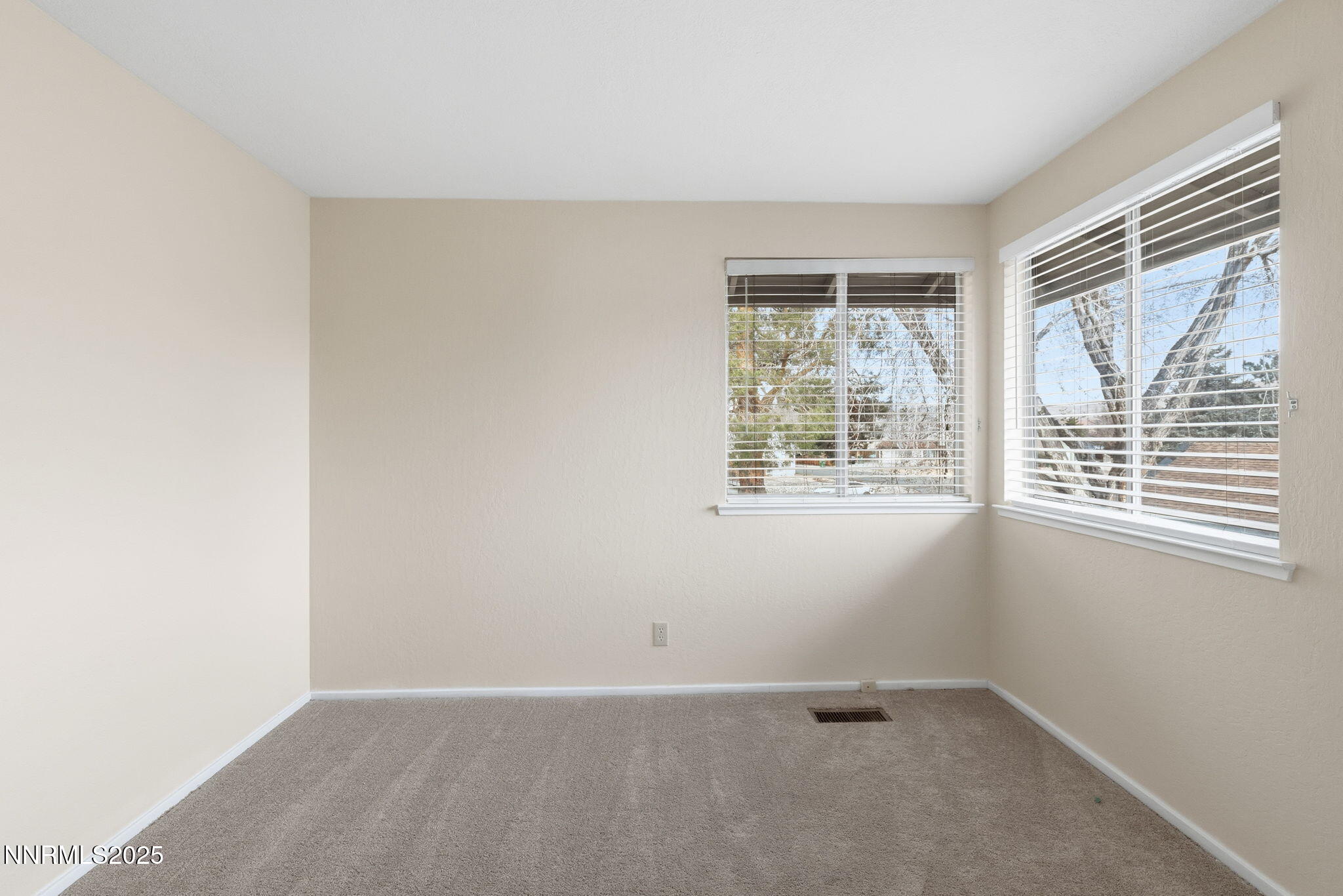 33-web-or-mls-Coupler-33