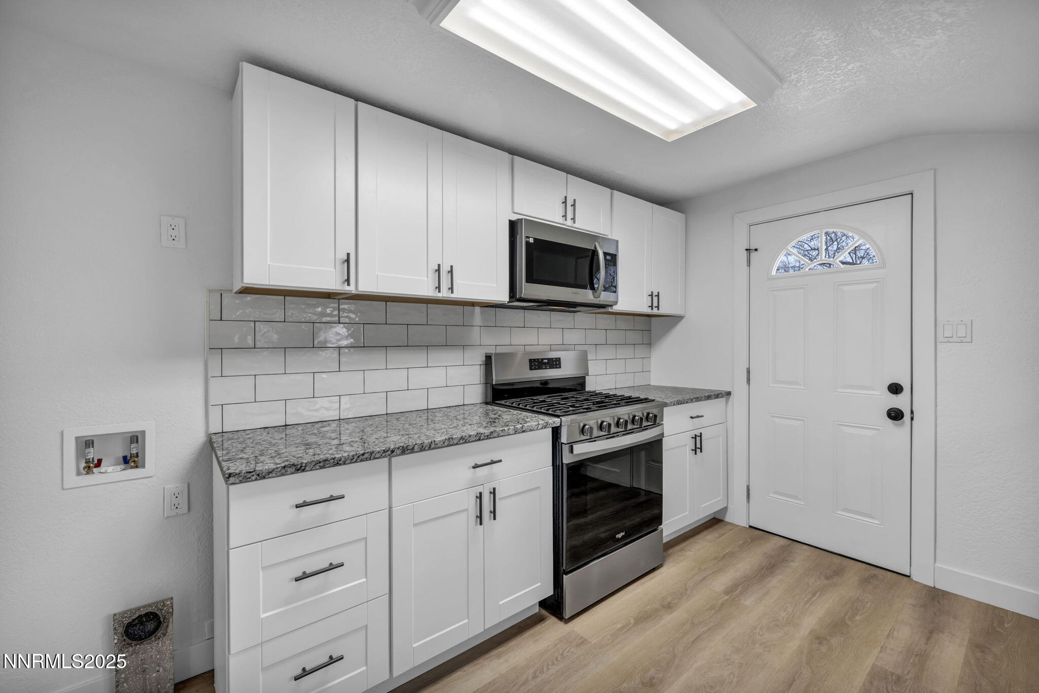 28-web-or-mls-1080-bell-st