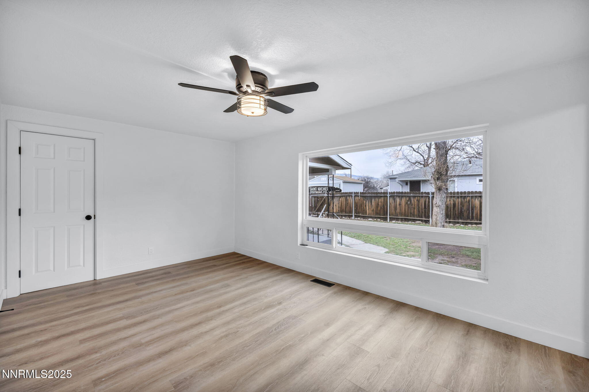 31-web-or-mls-1080-bell-st (2)