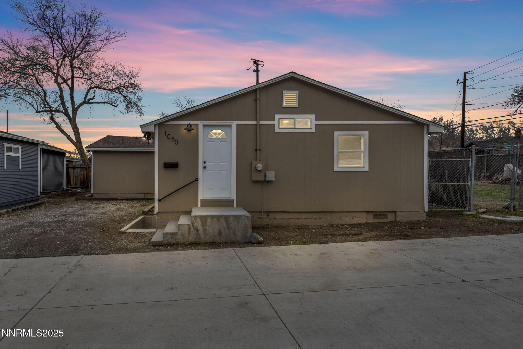 1-web-or-mls-1080-bell-st