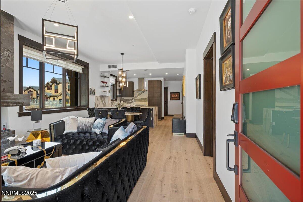 04-46 Beach Club Drive Unit 901 Statelin