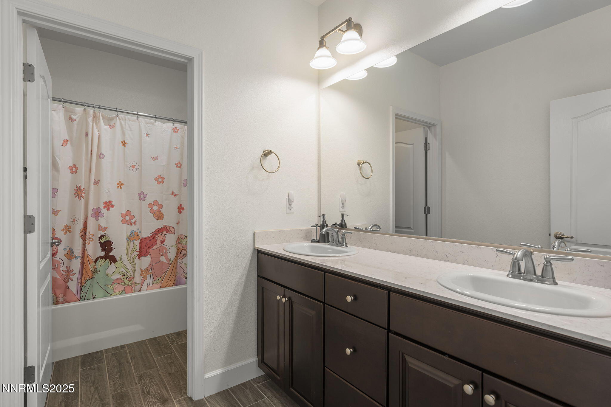 21-web-or-mls-_DSC0885