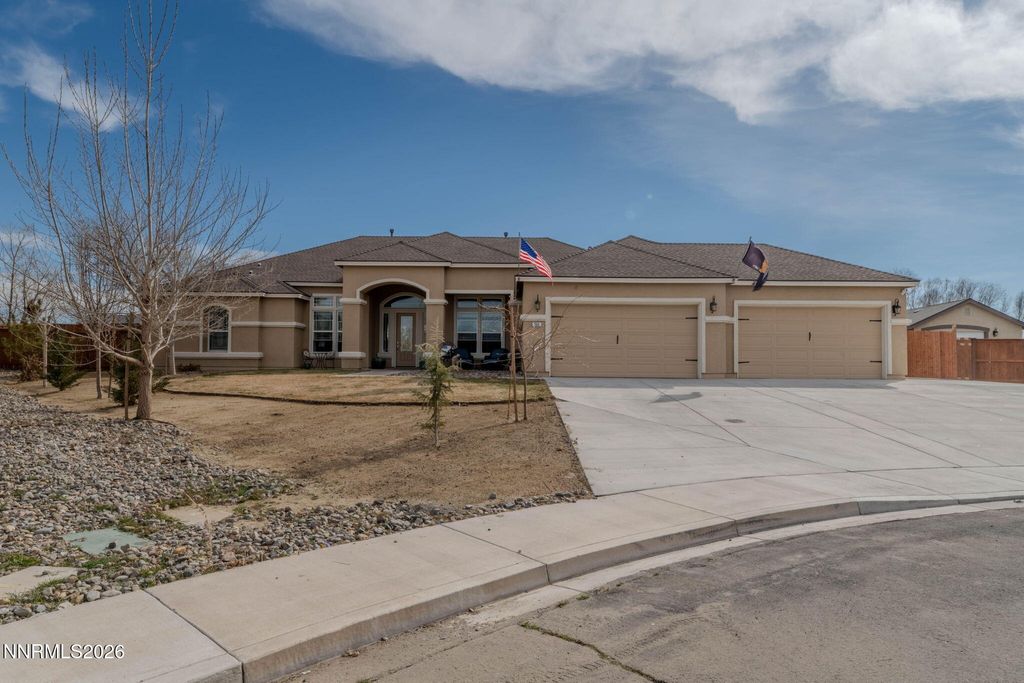 Photo of 360 White Hawk Road, Fernley, NV 89408 (MLS # 260001523)
