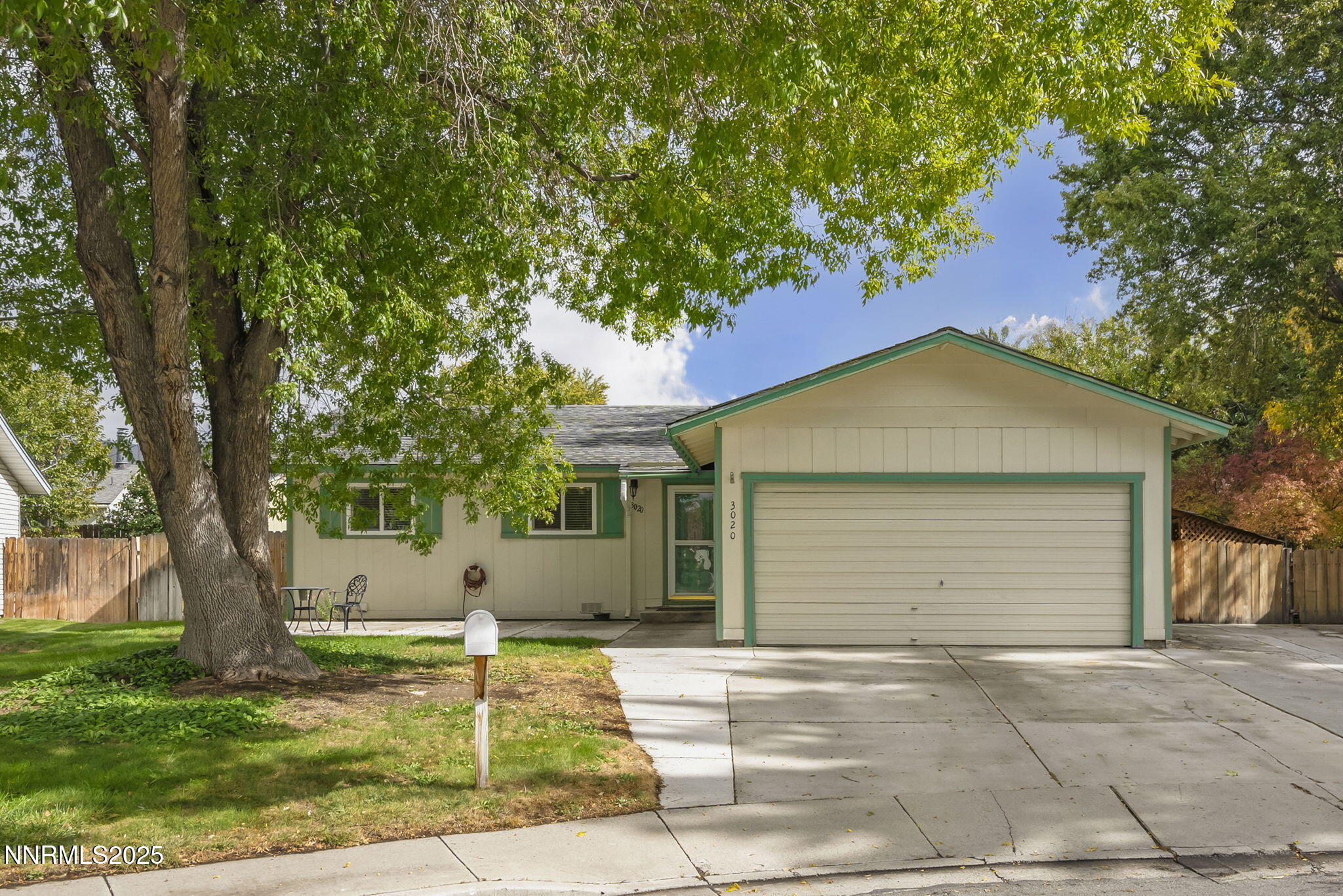 1-web-or-mls-_DSC0313