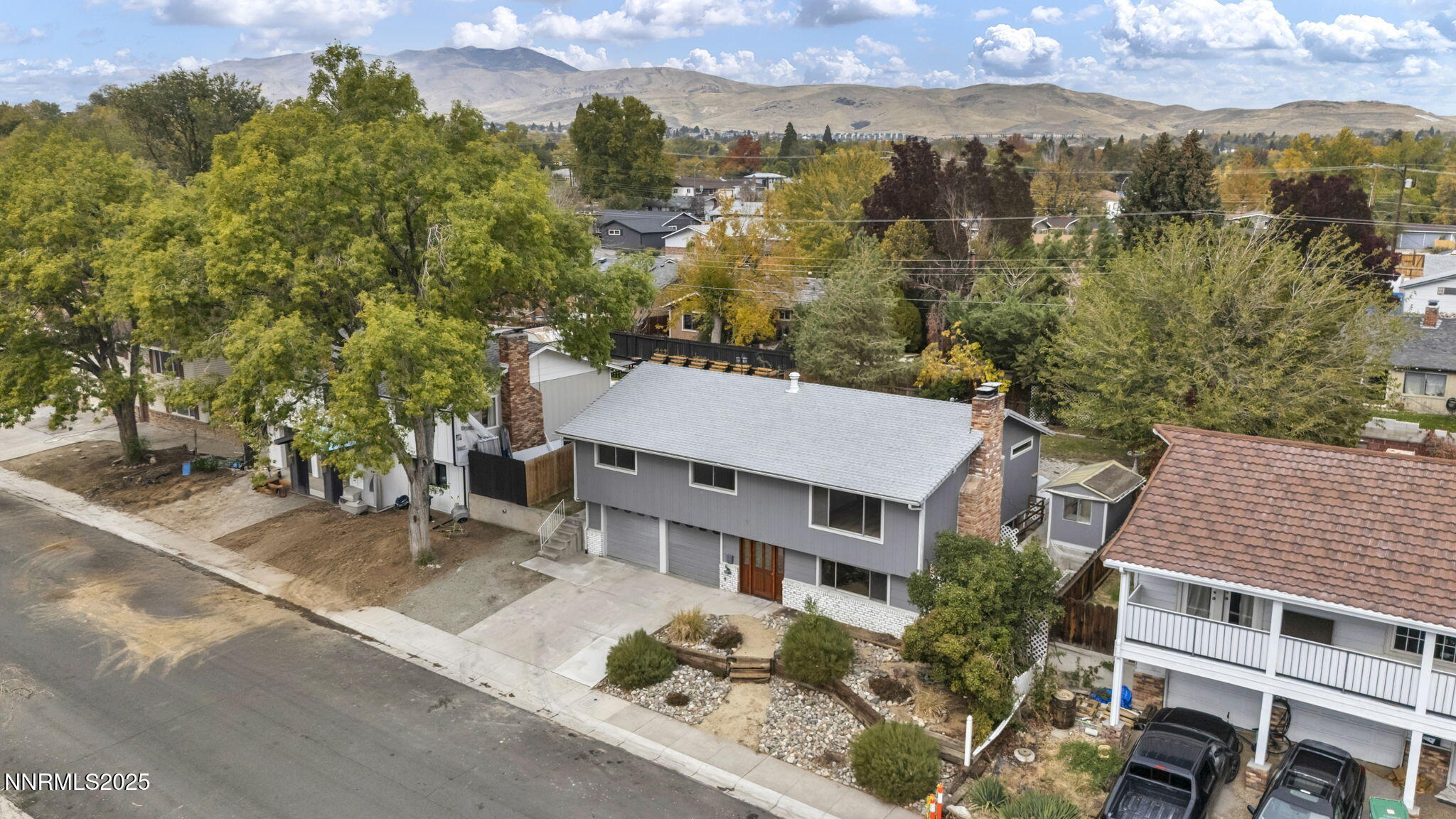 20-web-or-mls-1735-carlin-st