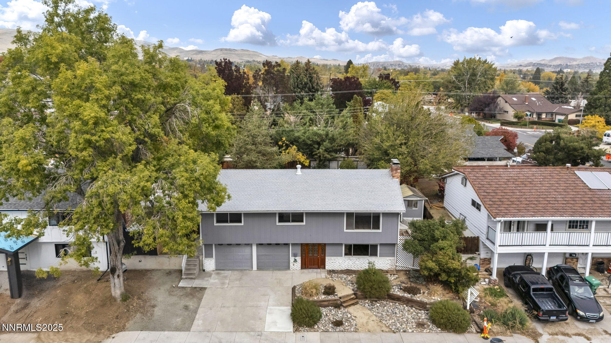 21-web-or-mls-1735-carlin-st