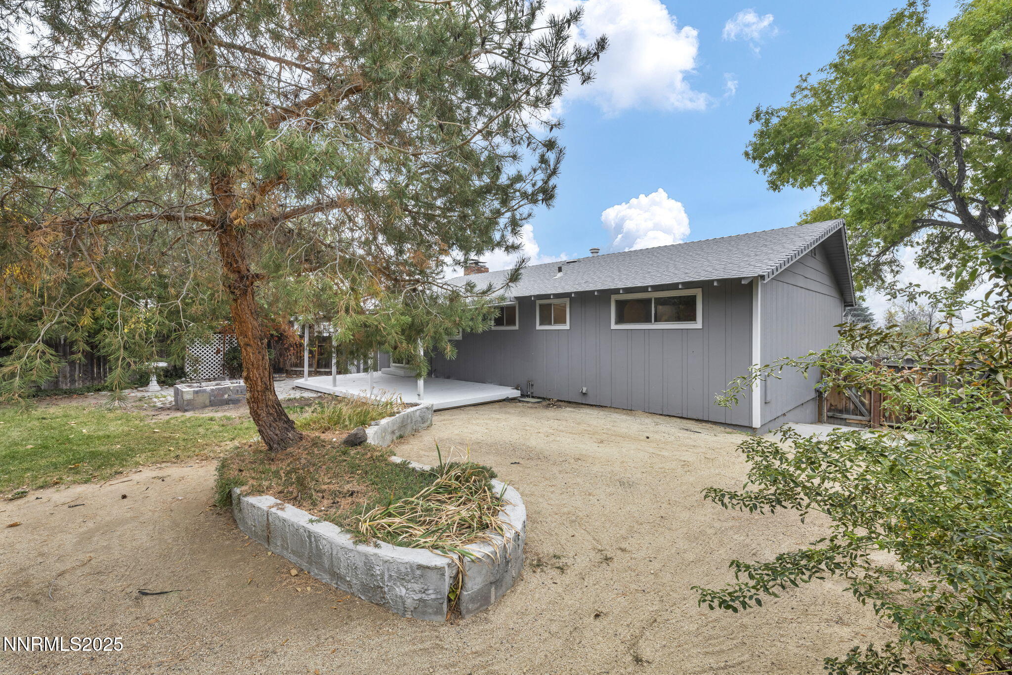 9-web-or-mls-1735-carlin-st