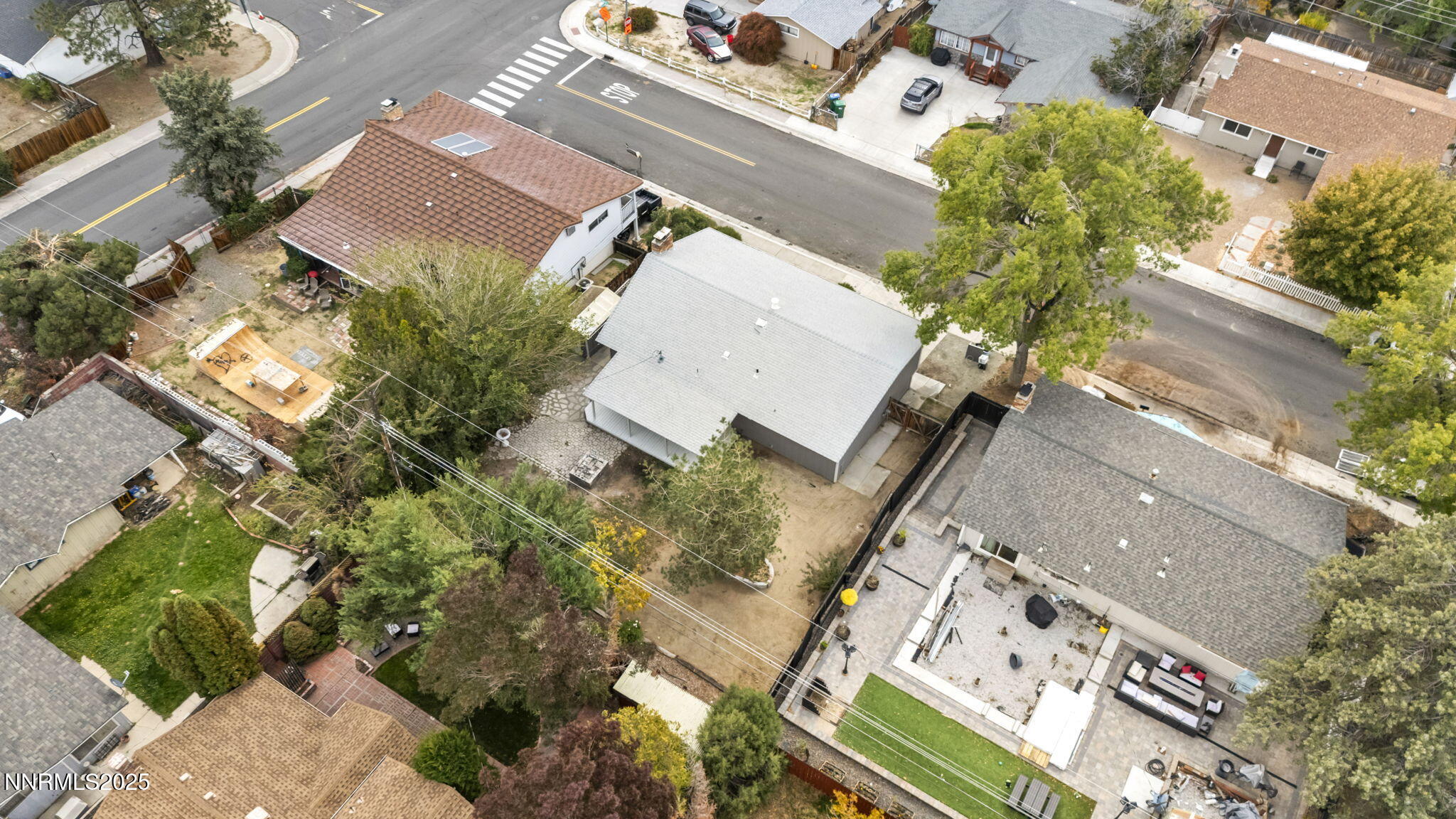 26-web-or-mls-1735-carlin-st