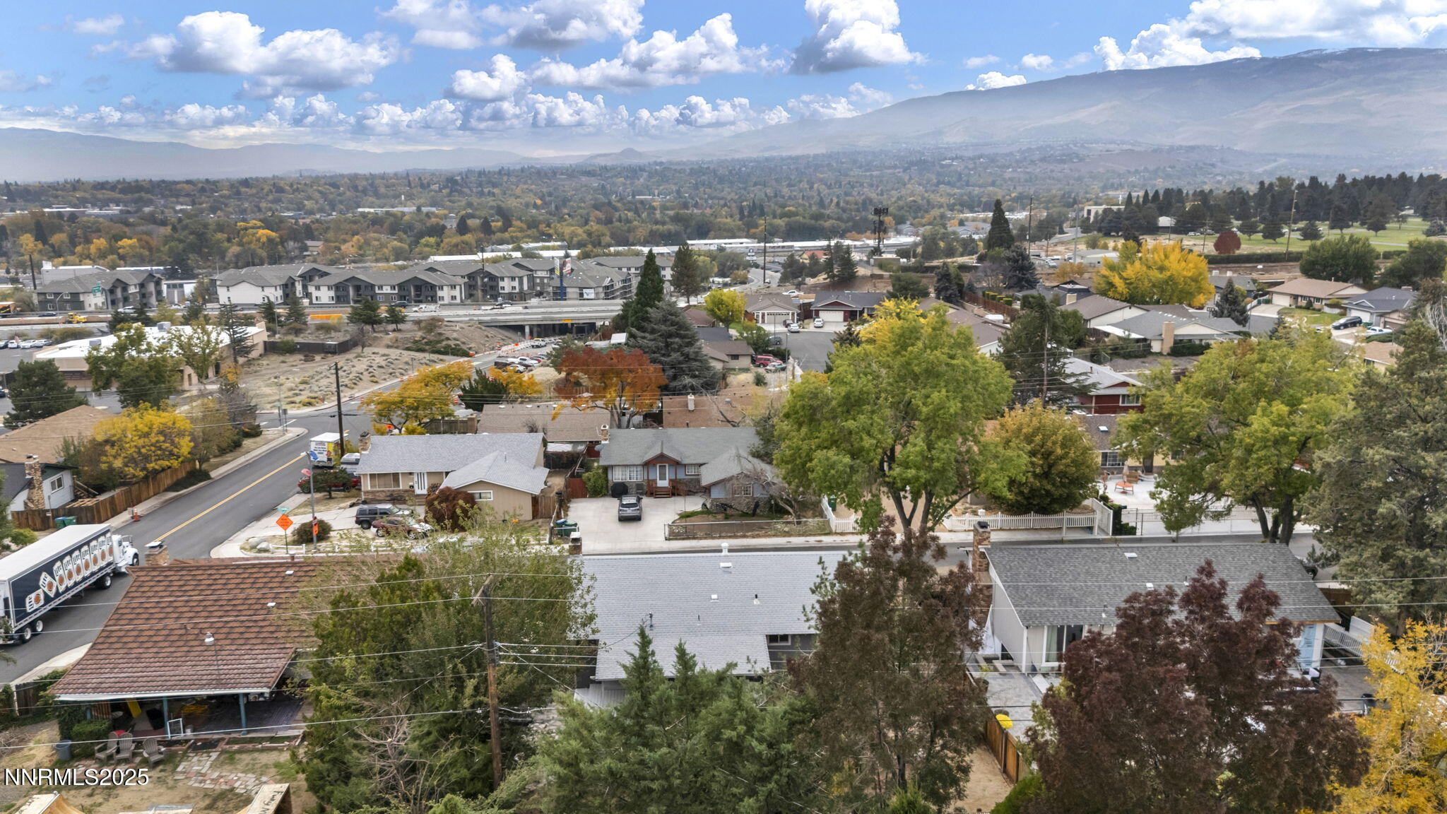 24-web-or-mls-1735-carlin-st