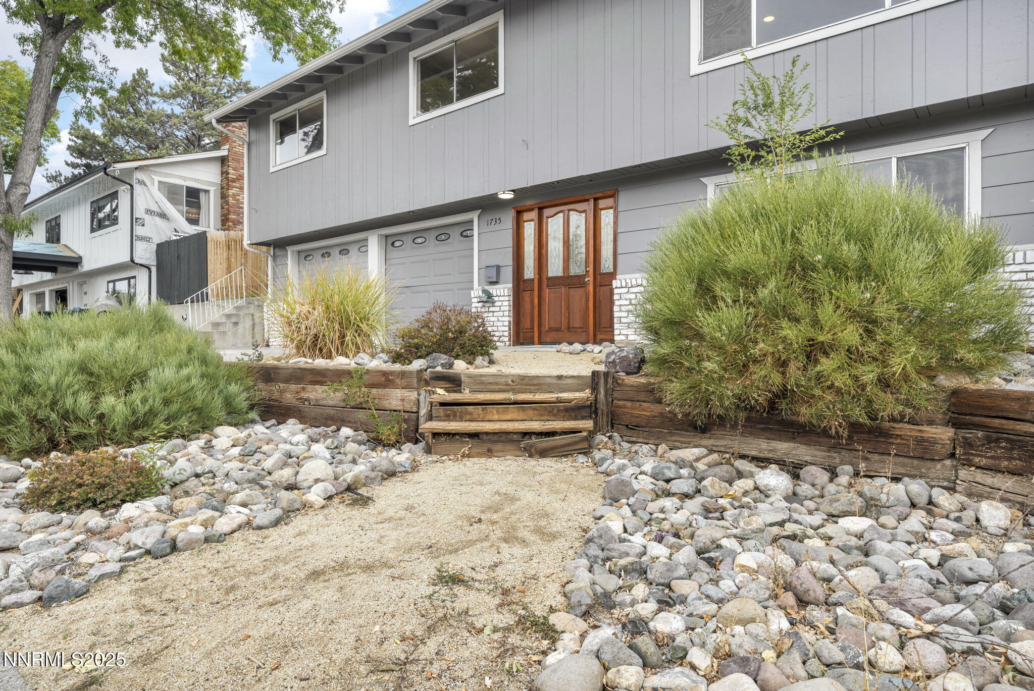 5-web-or-mls-1735-carlin-st