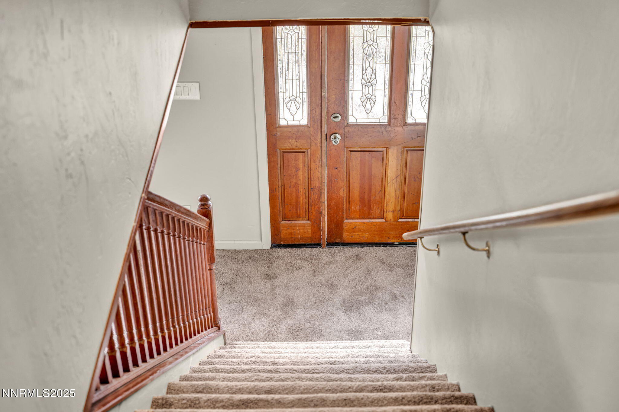 70-web-or-mls-1735-carlin-st