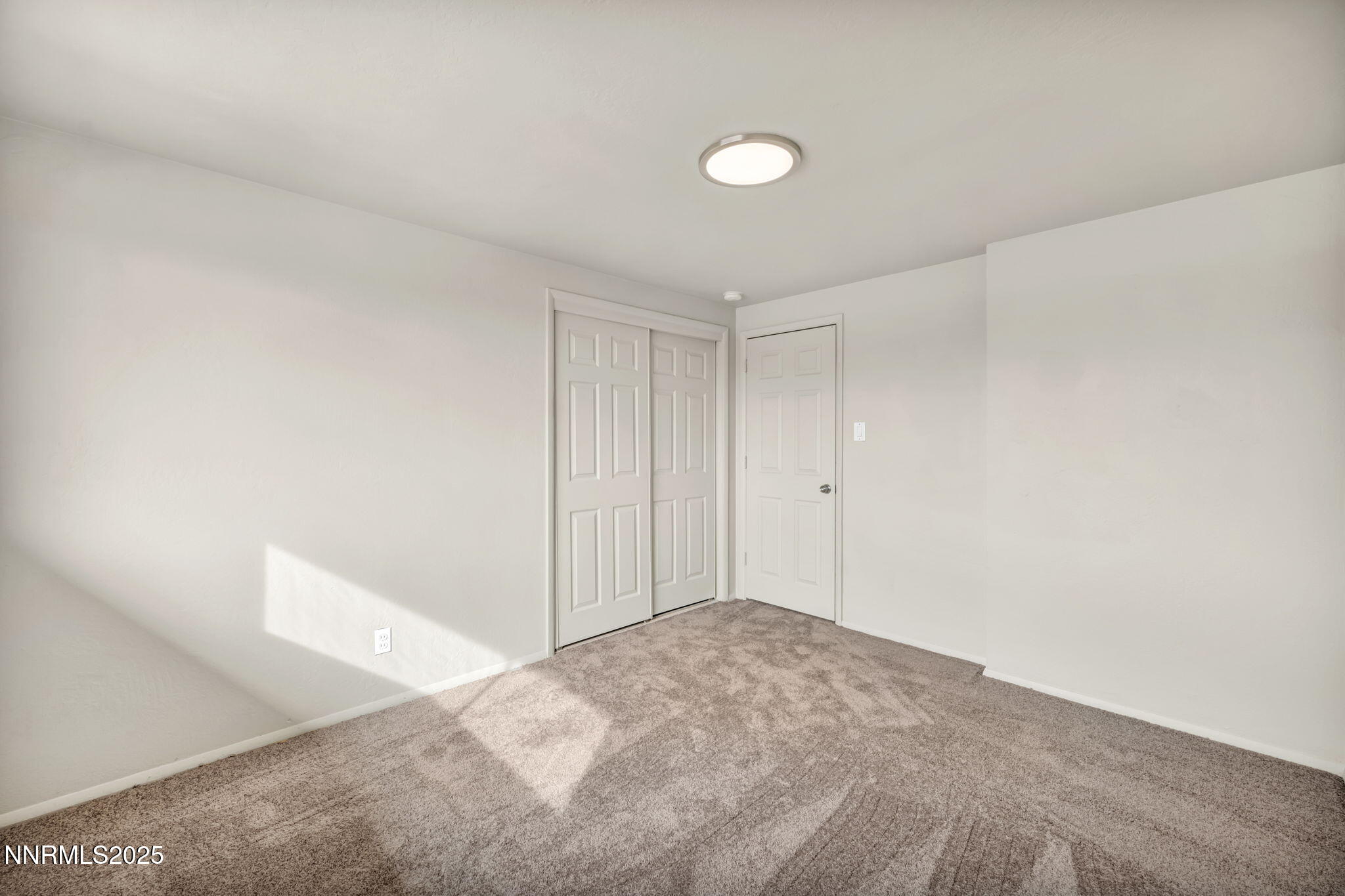 41-web-or-mls-1735-carlin-st