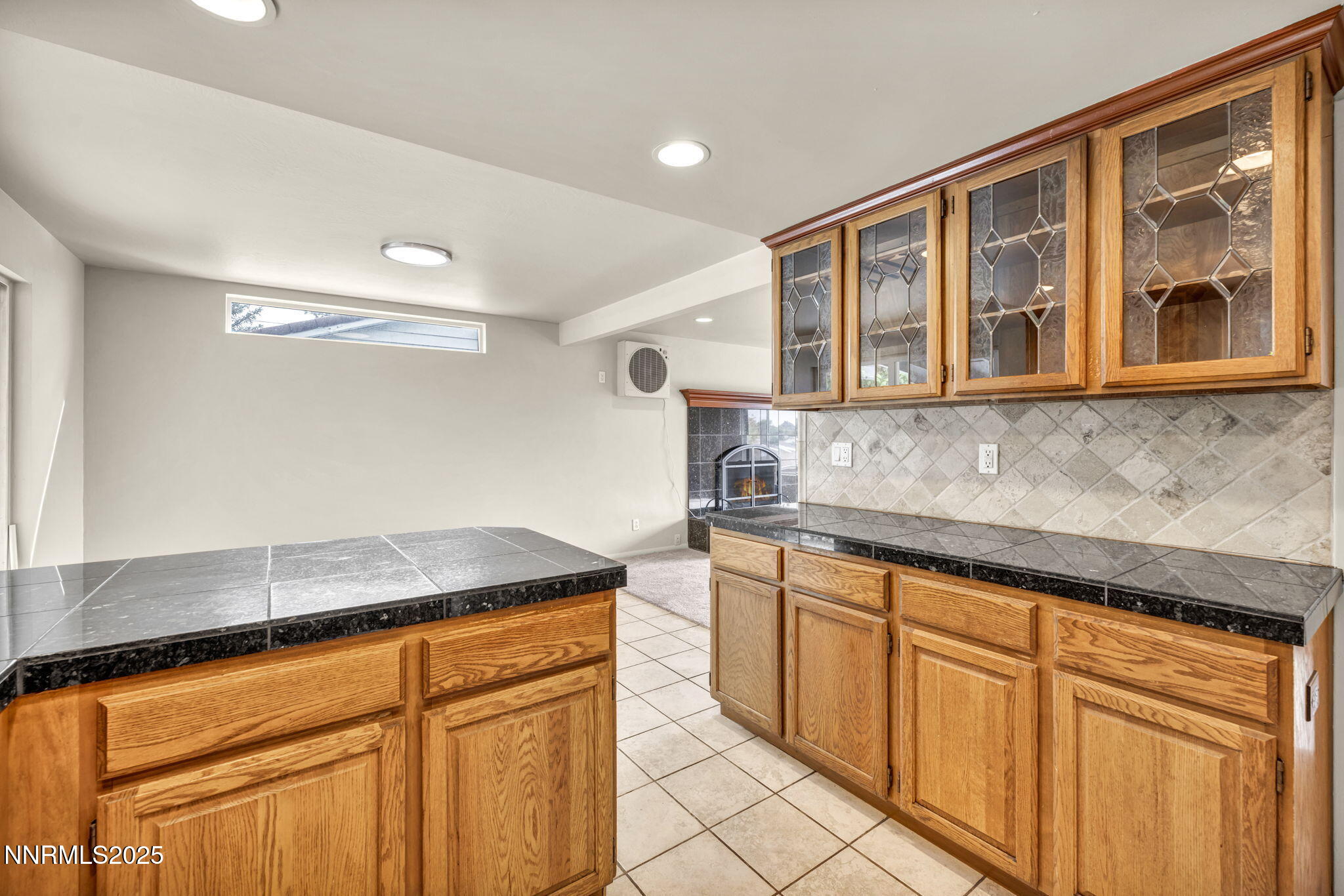 64-web-or-mls-1735-carlin-st