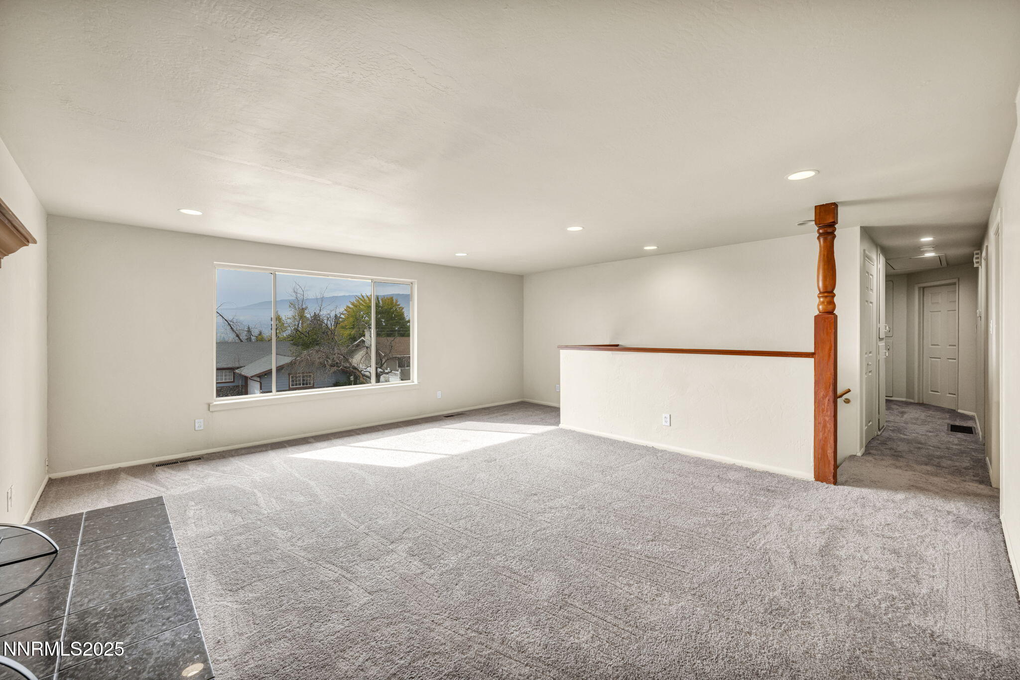 57-web-or-mls-1735-carlin-st