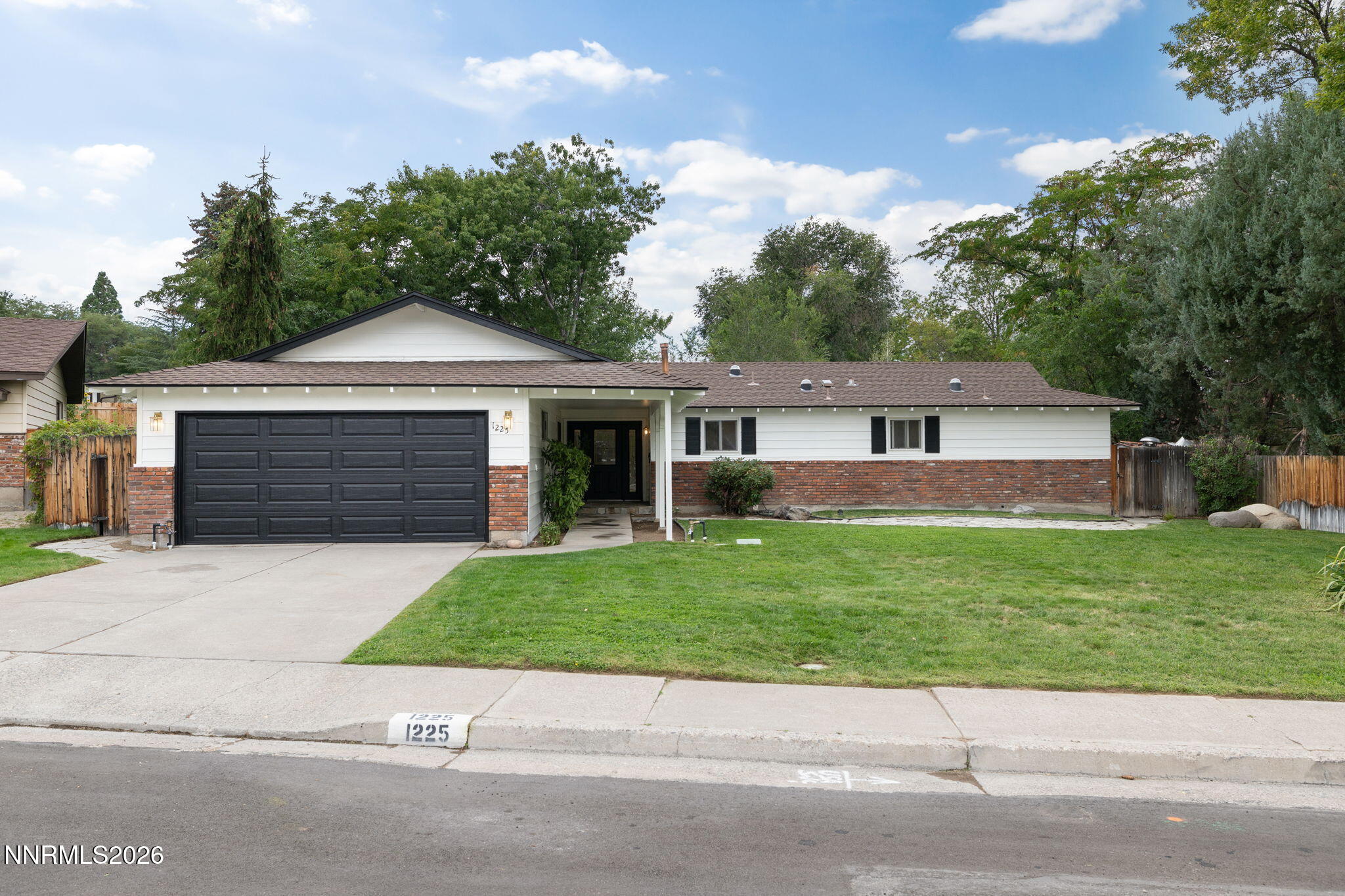 1225 Rowland Circle
